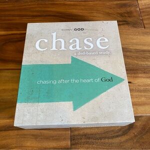 Chase DVD Bible Study by Jennie Allen